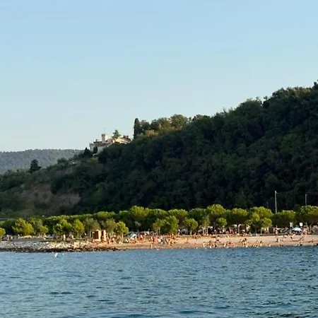 Dema Διαμέρισμα